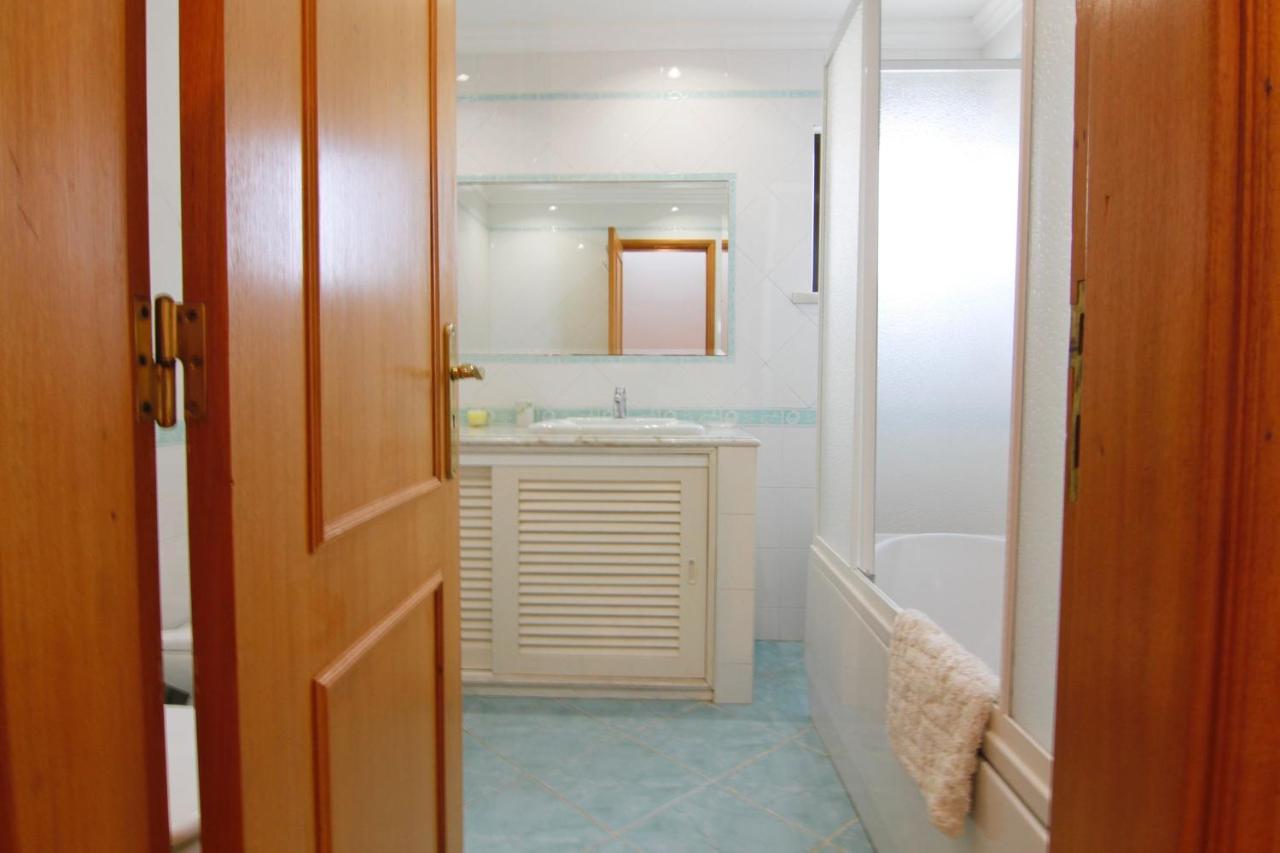 Lovelystay - Alto Dos Calicos 2Br House With Garden Albufeira Eksteriør billede