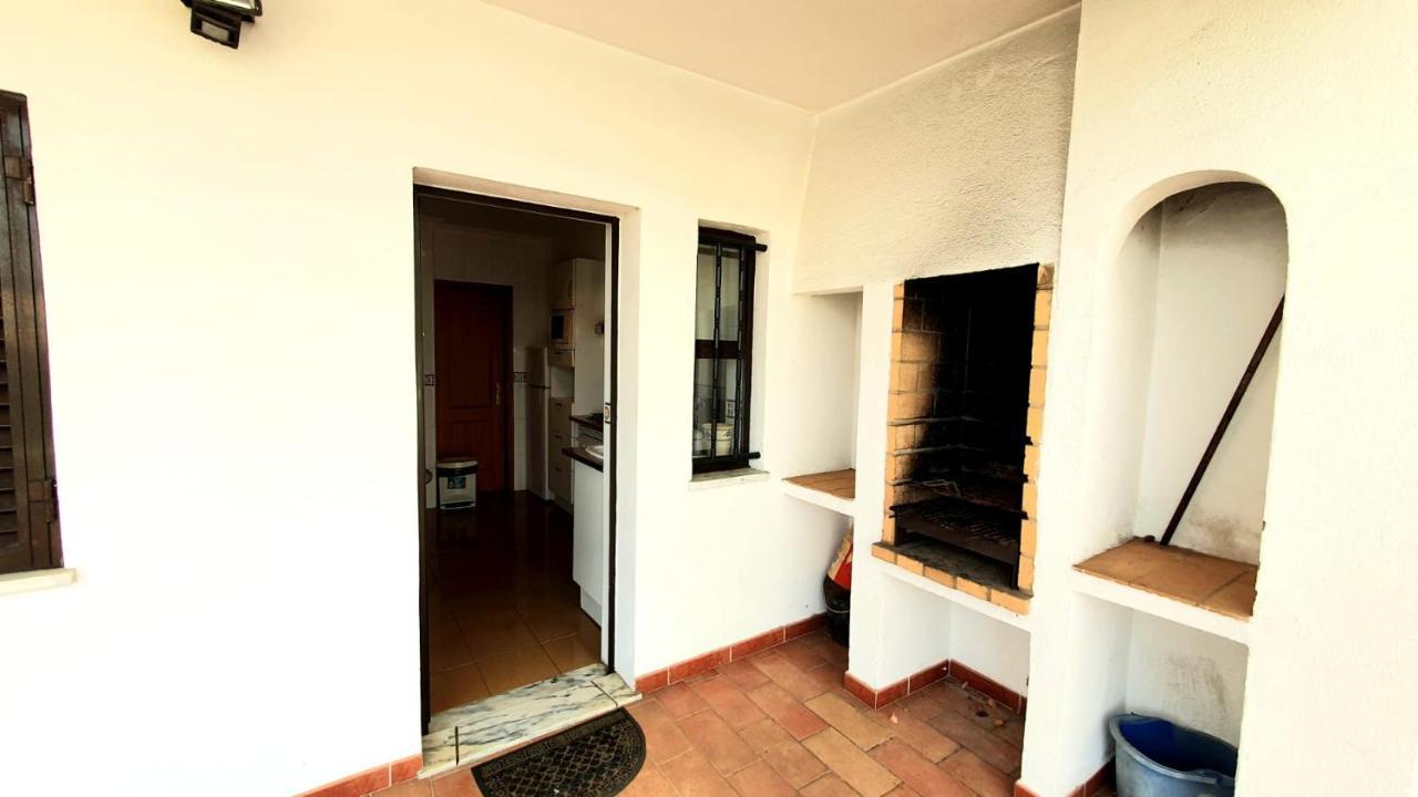 Lovelystay - Alto Dos Calicos 2Br House With Garden Albufeira Eksteriør billede